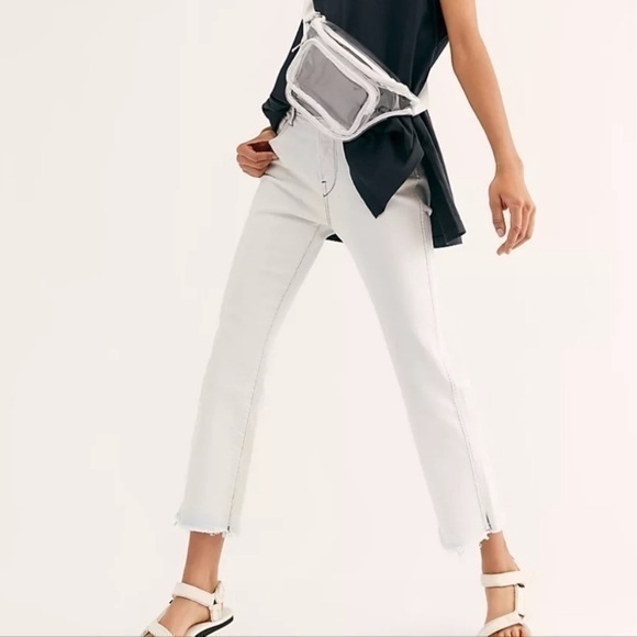 ✅ 3x1 Jeans Austin High Rise Straight Leg in Adelia Light Wash - Picture 1 of 11
